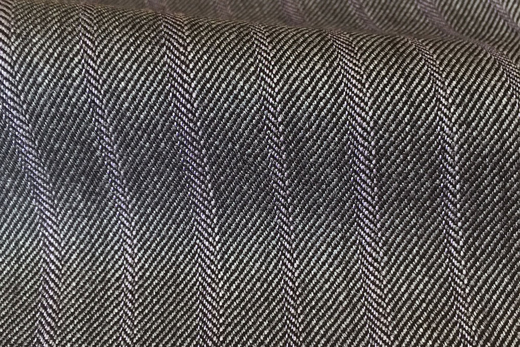 H3618 - Lt Grey Fancy W/ Lilac 8mm pins Pin (285 grams / 9 Oz)