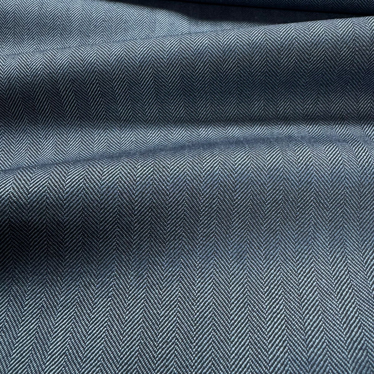H3703 - Light Blue Herringbone (290 grams / 10 Oz)