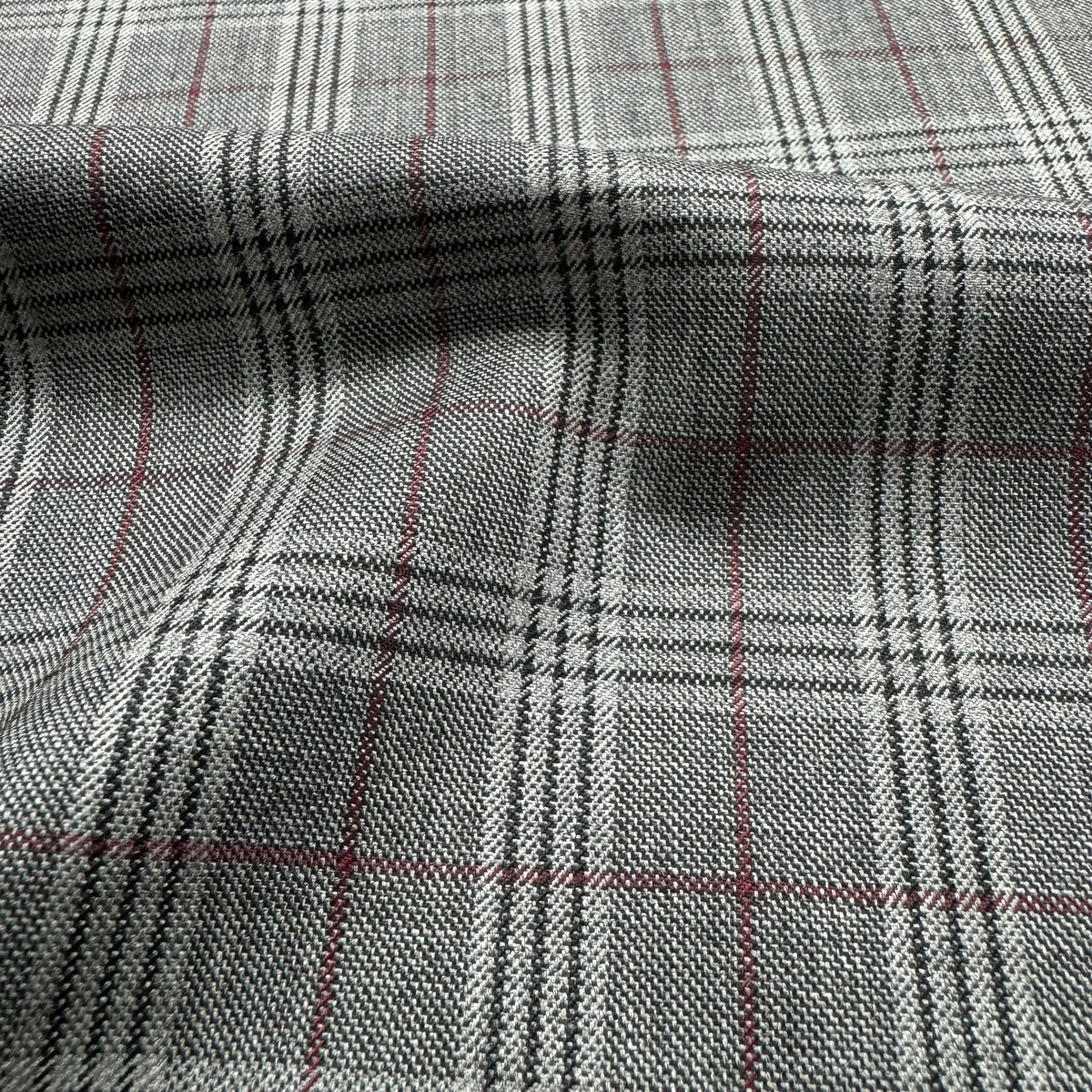 H3730 - Grey W/ Red Overcheck (290 grams / 10 Oz)