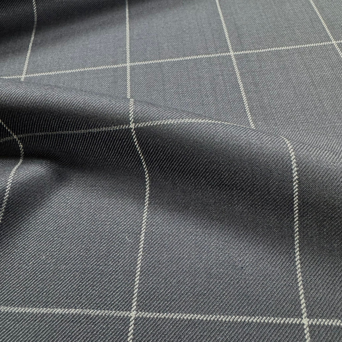 H3743 - Navy Rope Check (290 grams / 10 Oz)