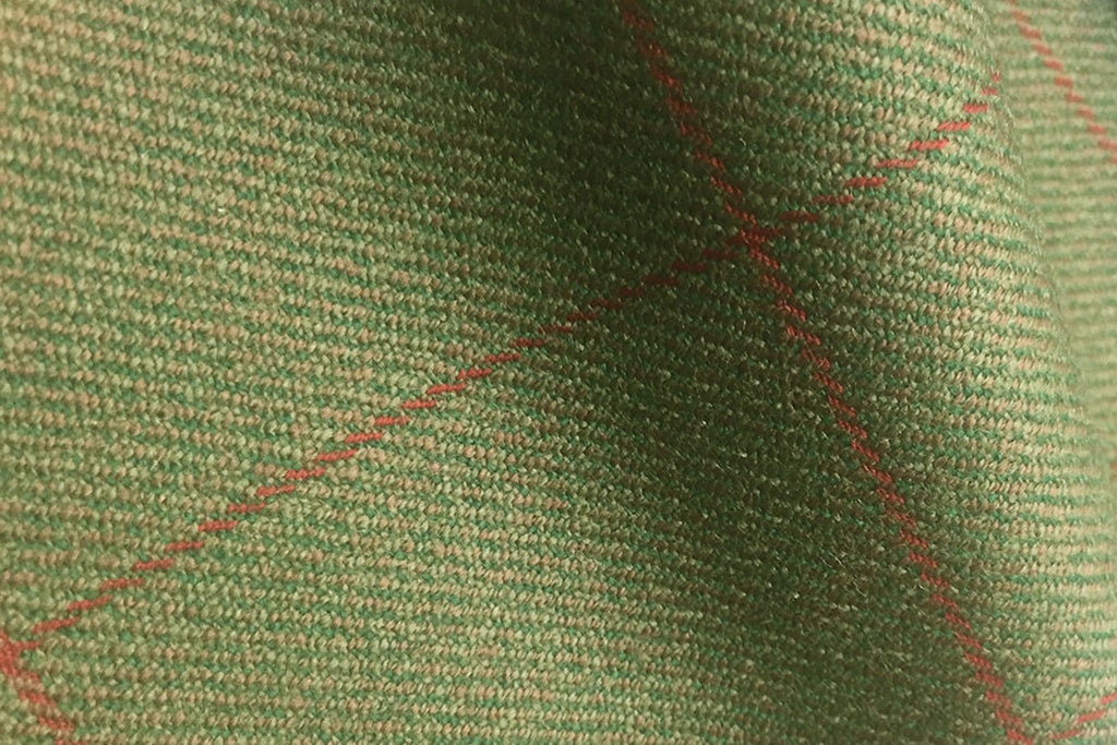 H7419 - GREEN WITH RED OVERCHECK (500 grams / 17 Oz)