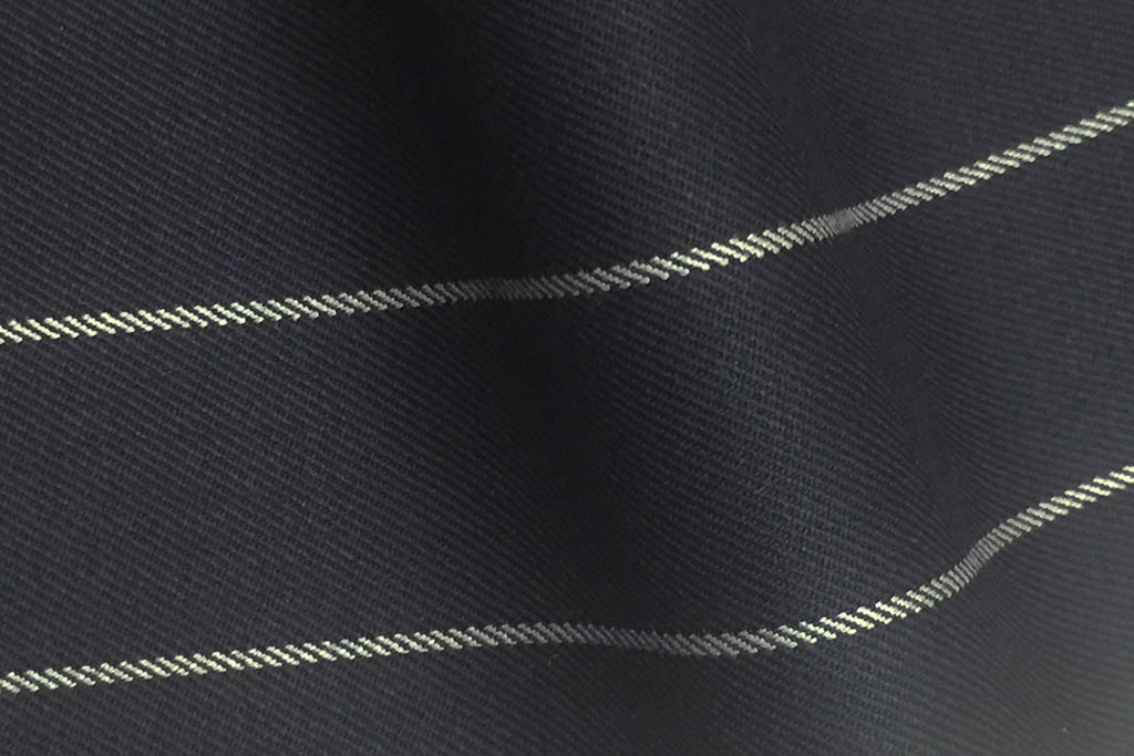 H7511 - NAVY / WHITE WIDE ROPE PIN STRIPE (280 grams / 9 Oz)
