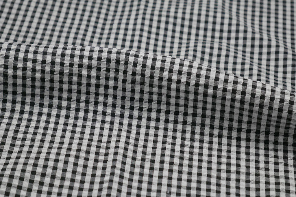 H8311 - BLACK CHECKS (220 grams / 7 Oz)