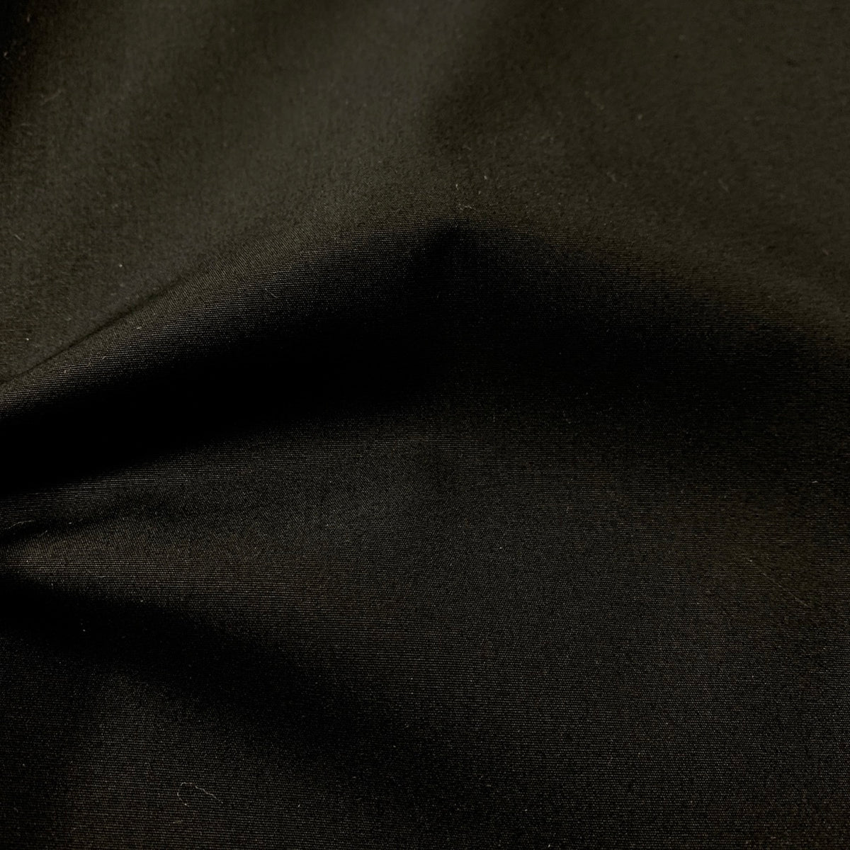HTS34 - Black