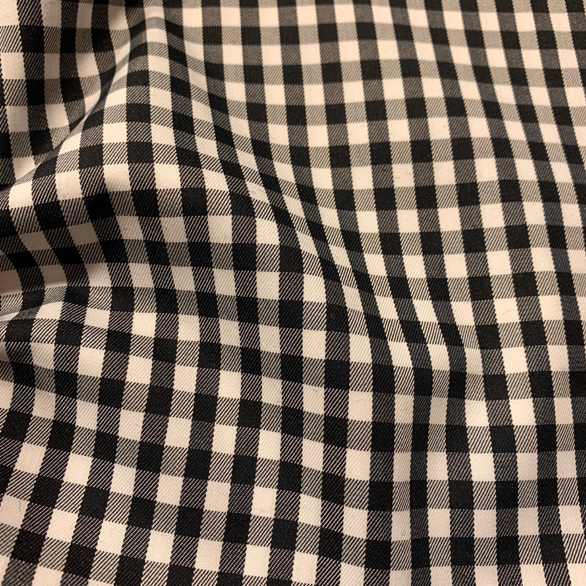 HTS40 - Black Gingham