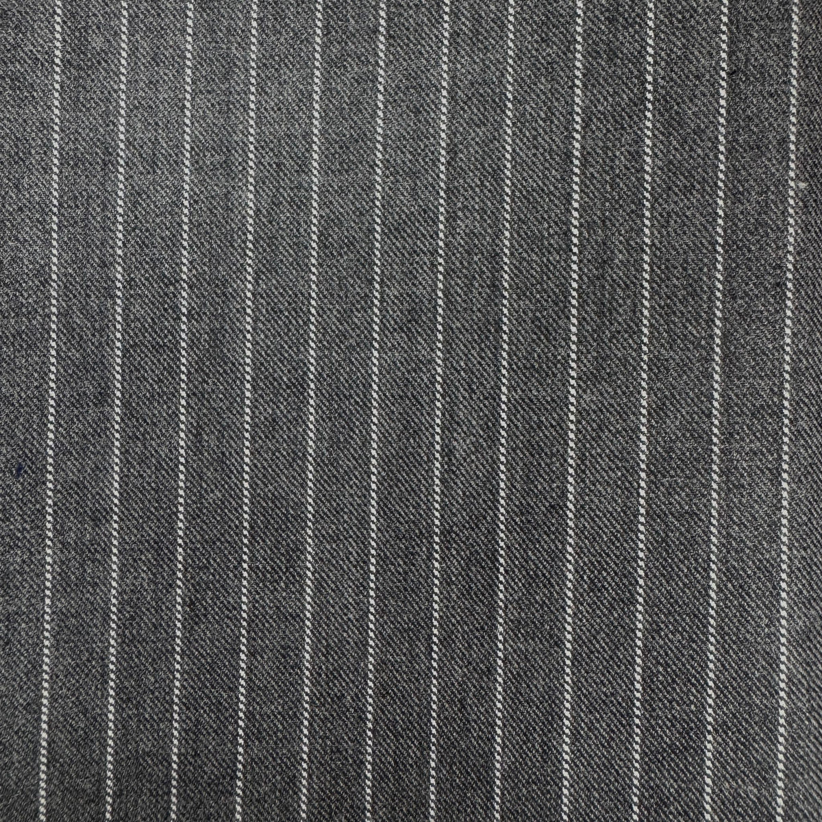 SAL311 - GREY NARROW ROPE STRIPE SUPER 120' (300 Grams / 12.5 oz)