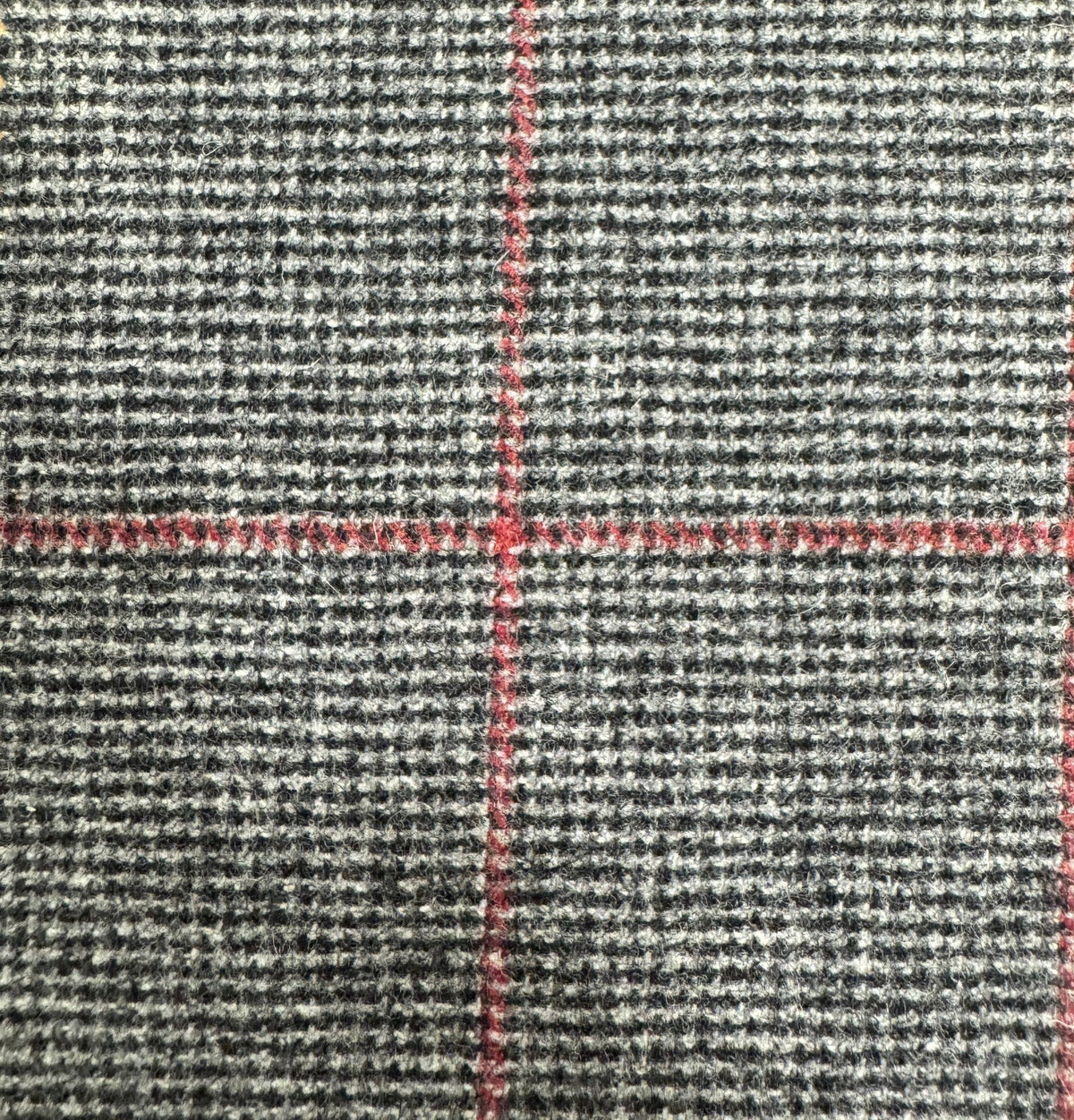 SAL282 - LIGHT GREY W/ RED CHECK FLANNEL (360 Grams / 13 oz)
