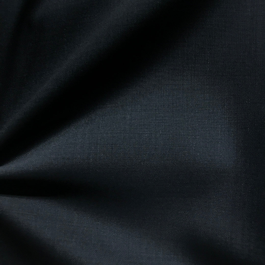H2026 - Black Plain