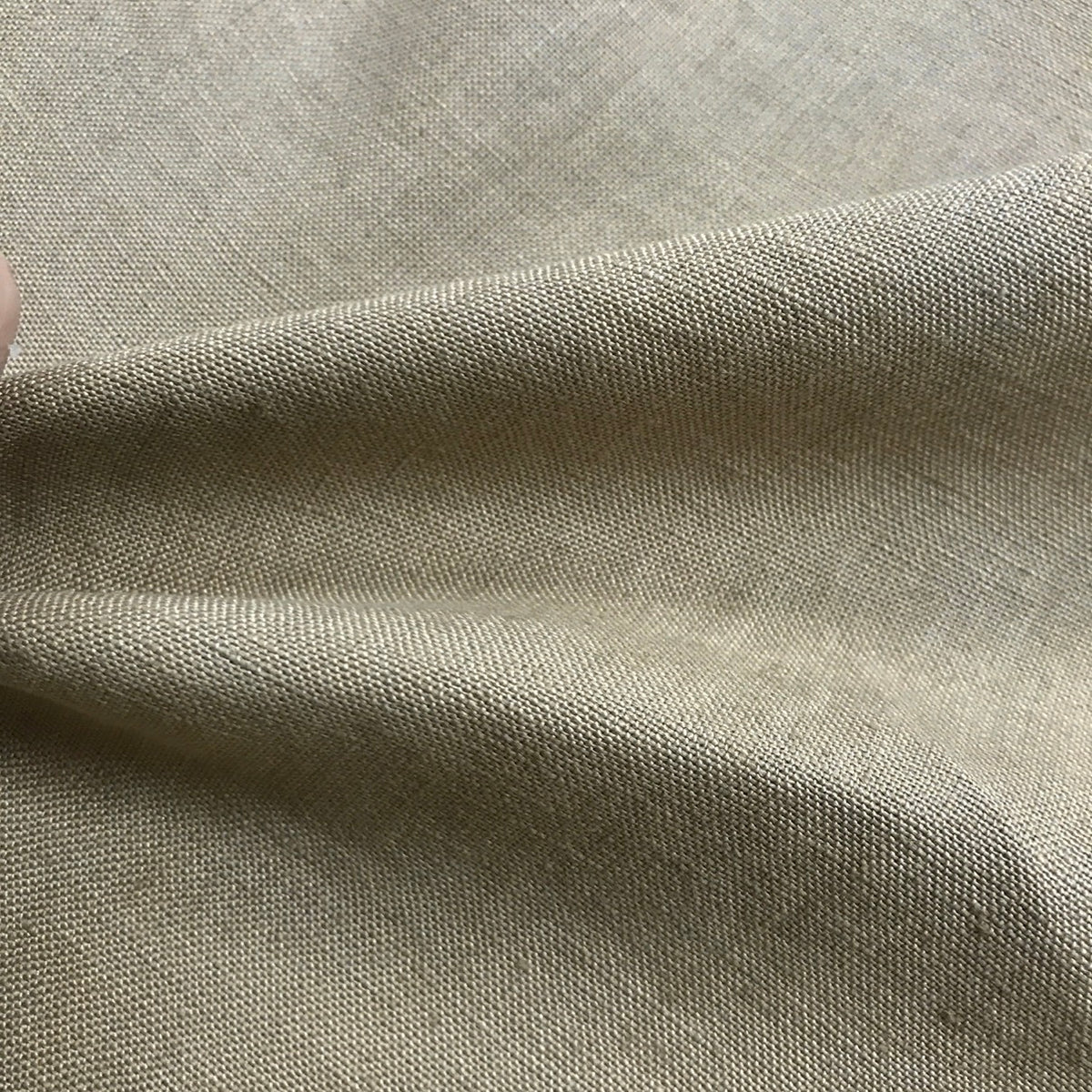 H6505 - MID FAWN English Suit Linen (240 grams / 8.5 Oz)