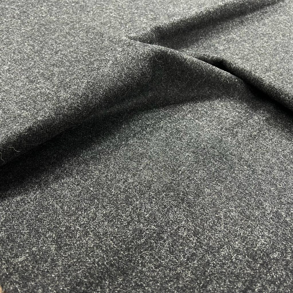 H1010- Dark Grey Herringbone (475 grams / 15 Oz)
