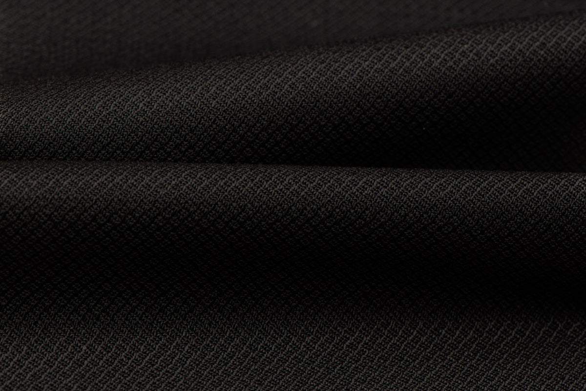 H3117 - Black Basket Weave (270 grams / 9 Oz)