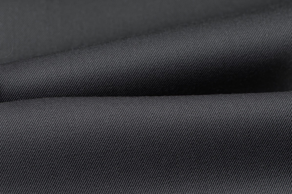 H3133 - Grey Plain Gabardine (270 grams / 9 Oz)