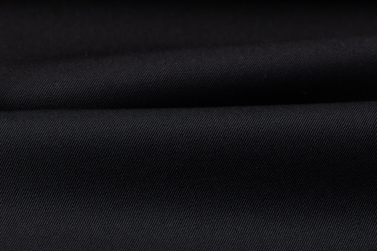 H3140 - Black Plain Gabardine (270 grams / 9 Oz)
