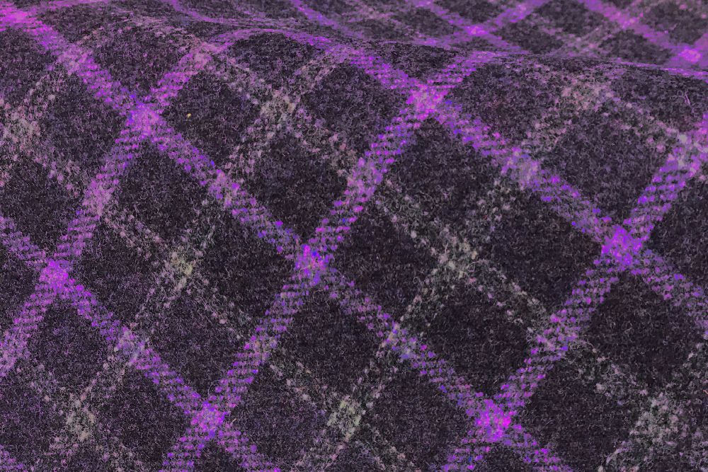 H3414 - Purple Check W/ Lilac White (390 grams / 13.5 Oz)
