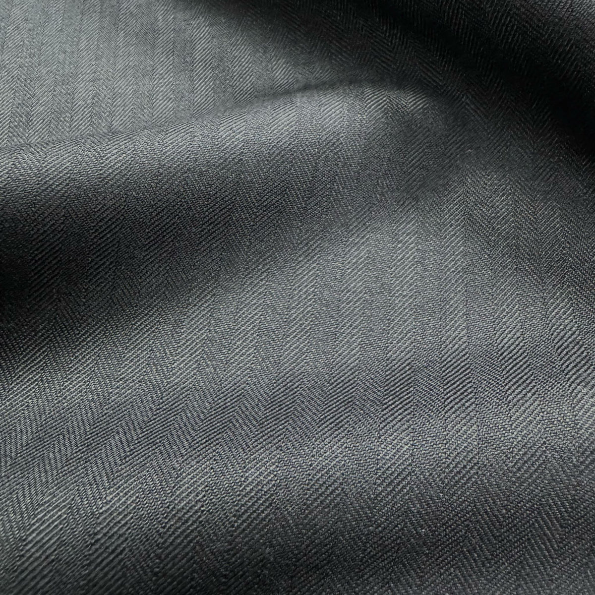 H3704 - Dark Navy Herringbone (290 grams / 10 Oz)