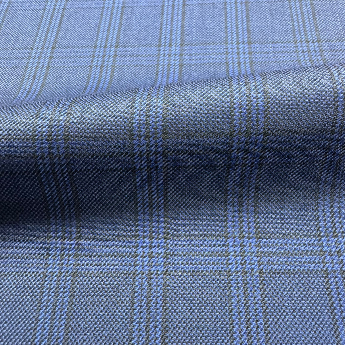 H3736 - Navy W/ Black Plaid (290 grams / 10 Oz)