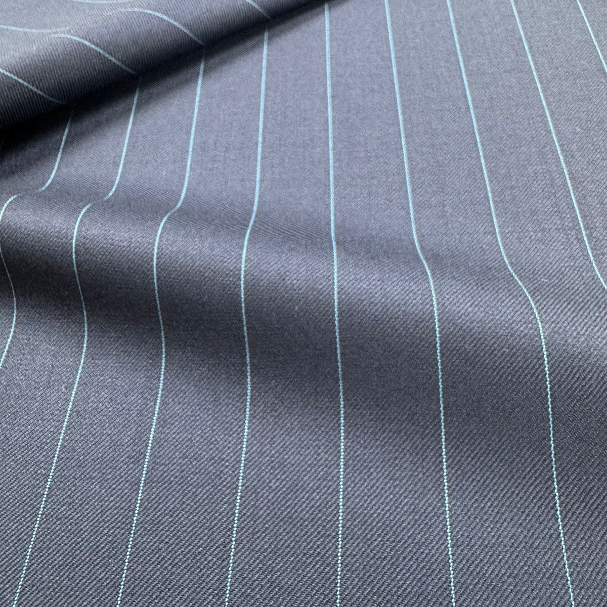 H3749 - Navy W/ Sky Pinstripe (290 grams / 10 Oz)