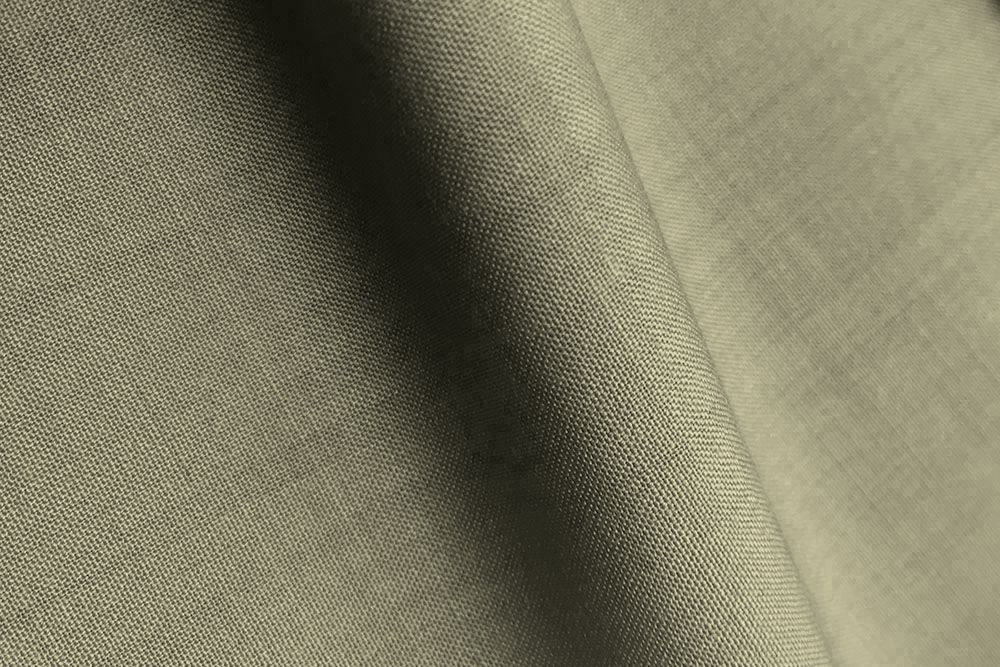 H5147 - LIGHT GREY PLAIN (240 grams / 8 Oz)