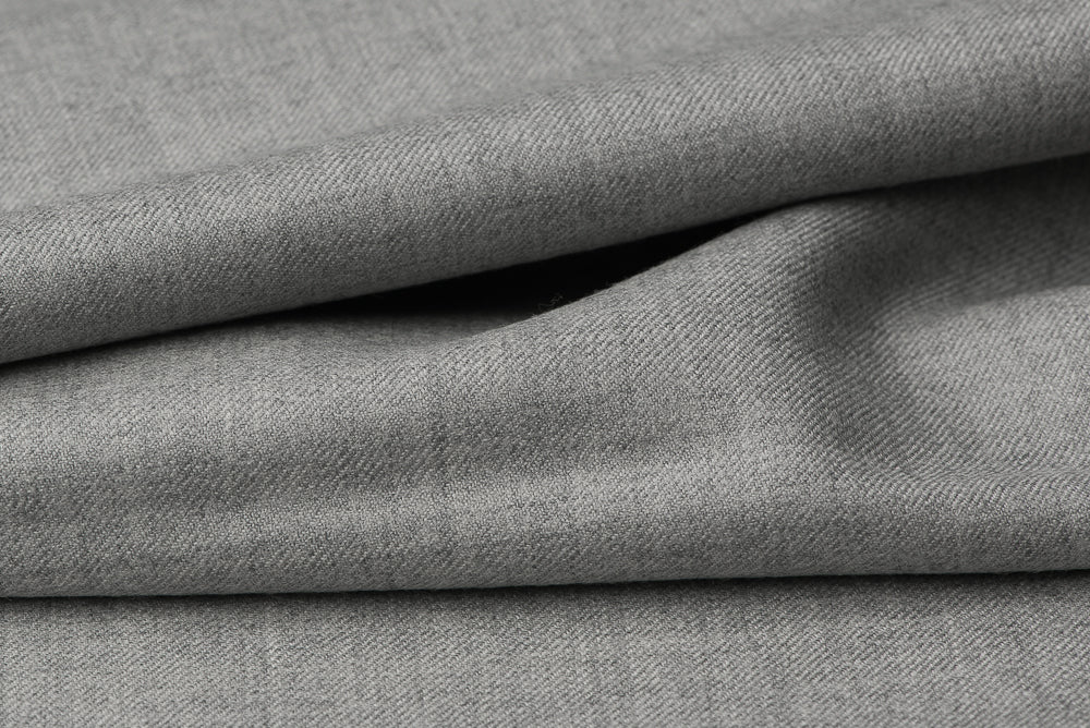 H7103 - Light Grey Plain (300 grams / 10 Oz)