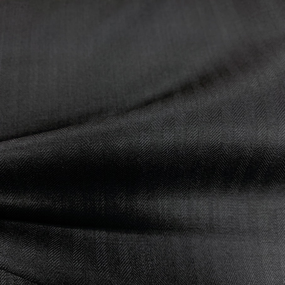 H8703 - Black Herringbone - 285 Grams / 10 Oz