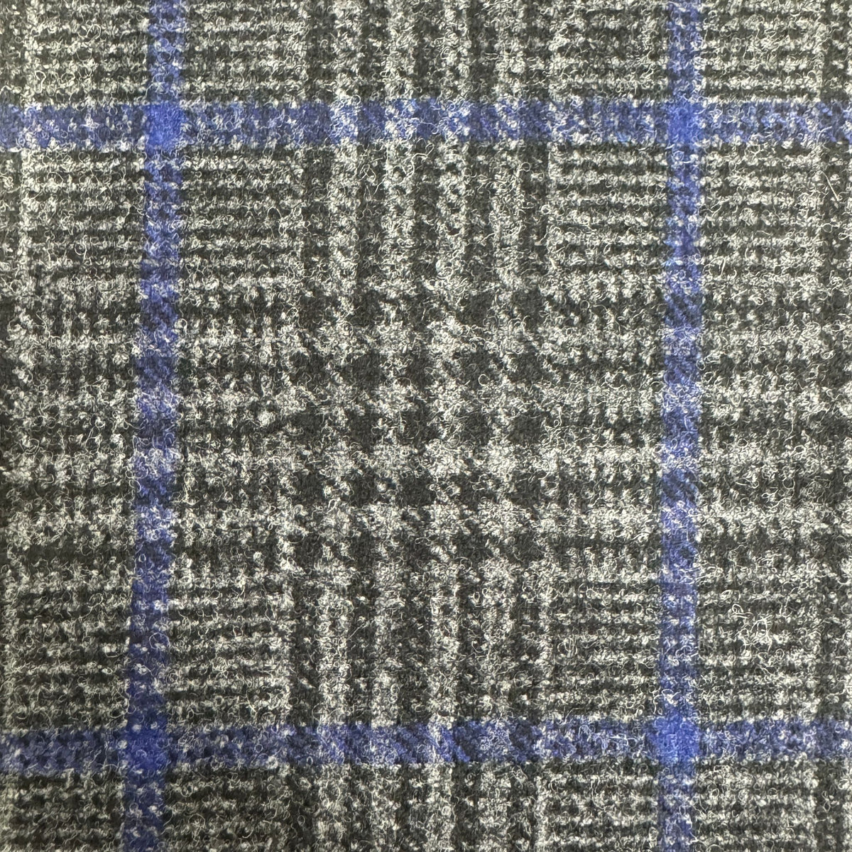 SAL278 - GREY W/ BLACK & BLUE CHECK FLANNEL (360 Grams / 13 oz)
