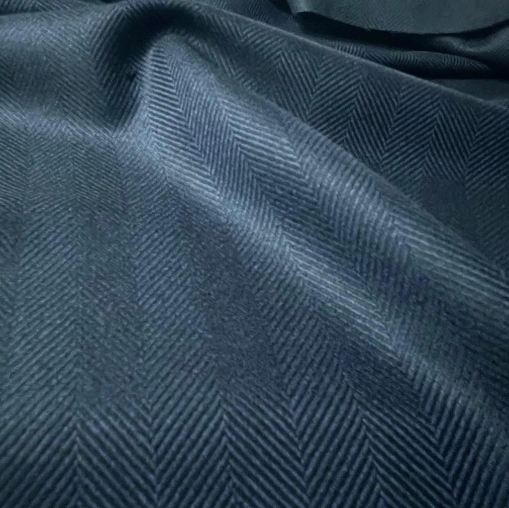 6341 - NAVY HERRINGBONE (530 gms / 19 Oz)